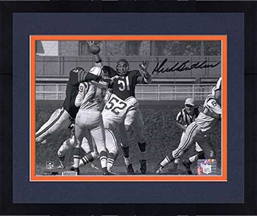 Снимка Дик Буткуса Чикагские мечки в рамка с автограф 8 x 10 Unitas Swat - Подпис с черно мастило - Снимки NFL