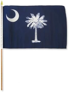 Една дузина знамена на Южна Каролина с размери 12х18 инча.